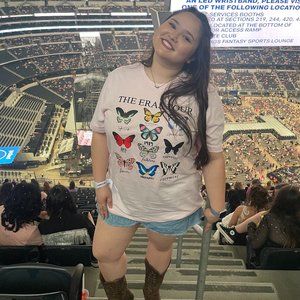 Meet your Posher, Jessica